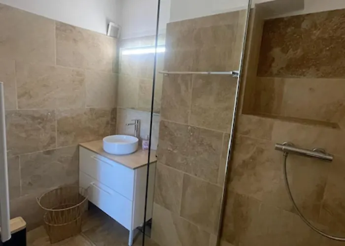 Facing The Sea 2 Steps From The Beaches * Antibes